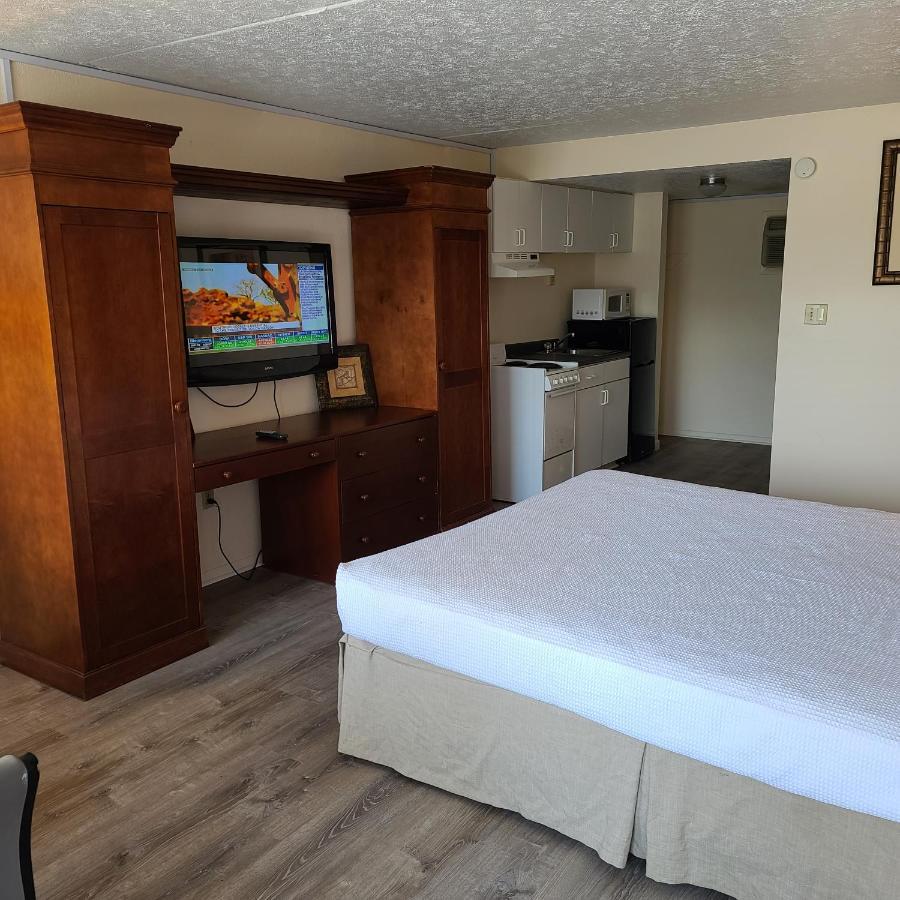 Oceanfront Twilight Surf Hotel マートルビーチ エクステリア 写真